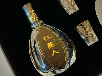 红美人果酒