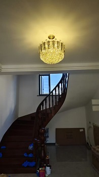 高端灯具   现代装潢城