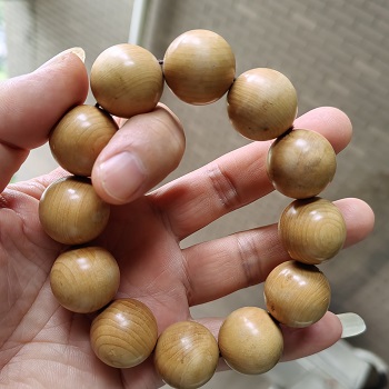 笨鸟画廊   翡翠首饰店