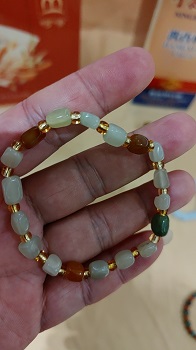 笨鸟画廊   翡翠首饰店
