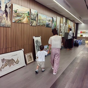  笨鸟画廊竞卖会   